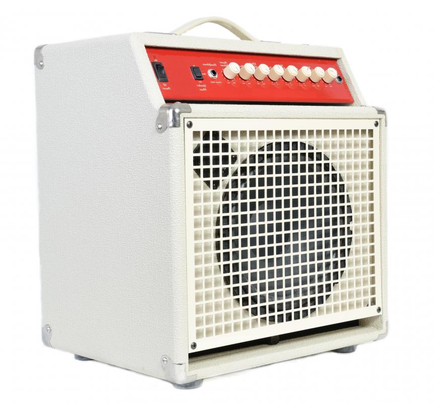 What is R&B Music? (with pictures)